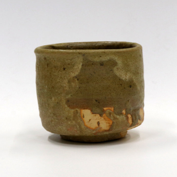8_灰釉筒型 Ash Glaze Tsutsu-gata
