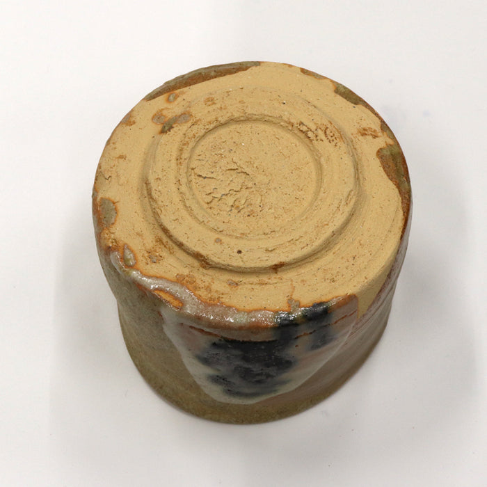 7_灰釉筒型　Ash Glaze Tsutsu-gata